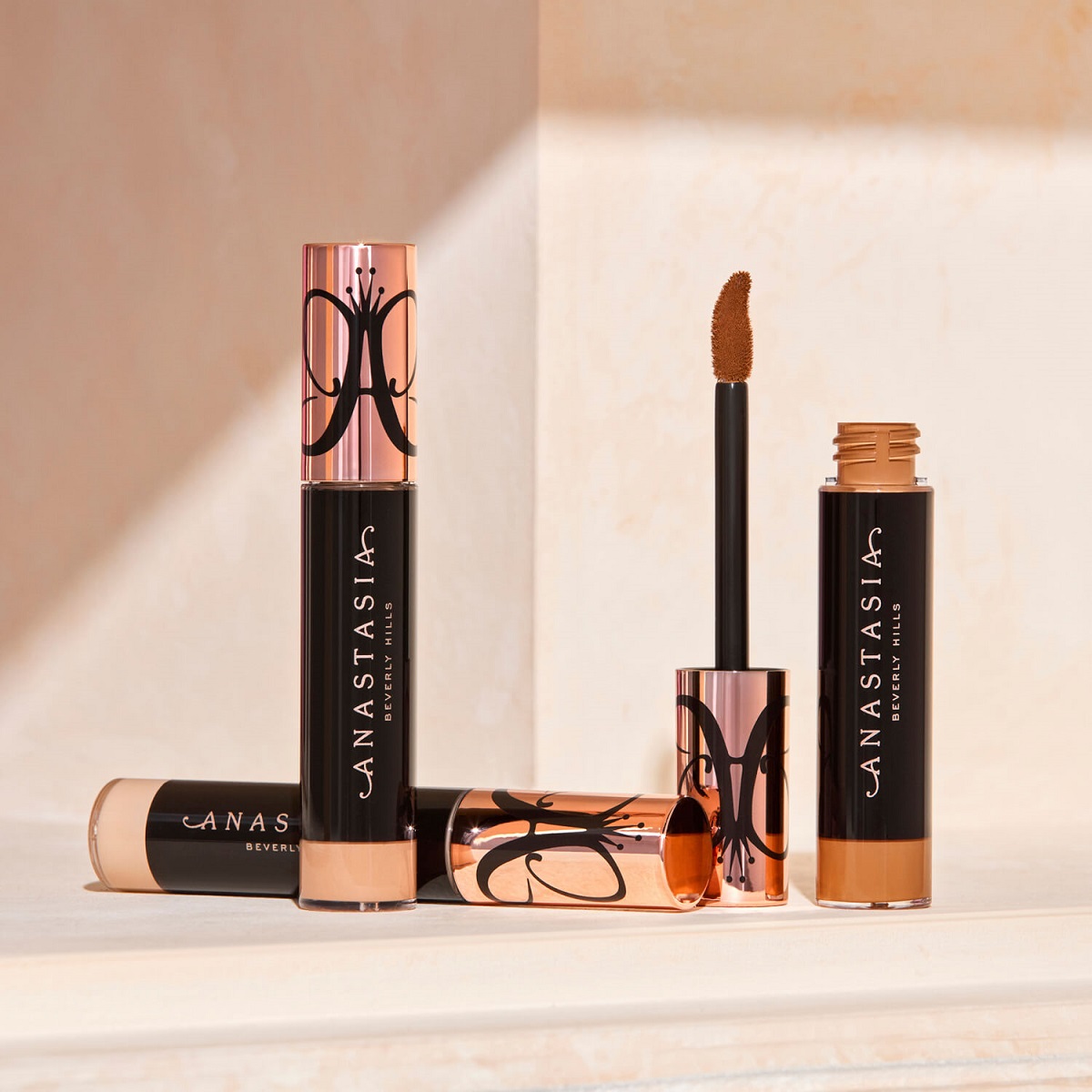 MAGIC TOUCH CONCEALER (CORRECTOR DE IMPERFECCIONES)